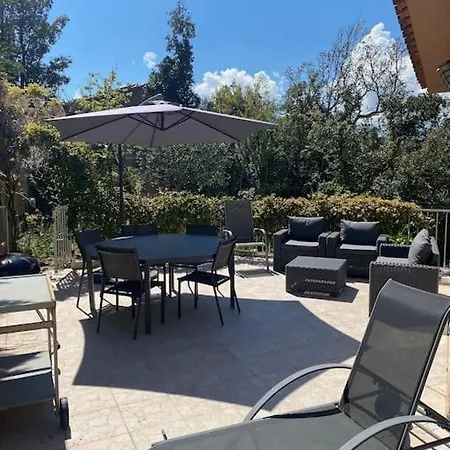 Maison Jasmin Vecchio بيت للعطل بورتو فيكشْيو